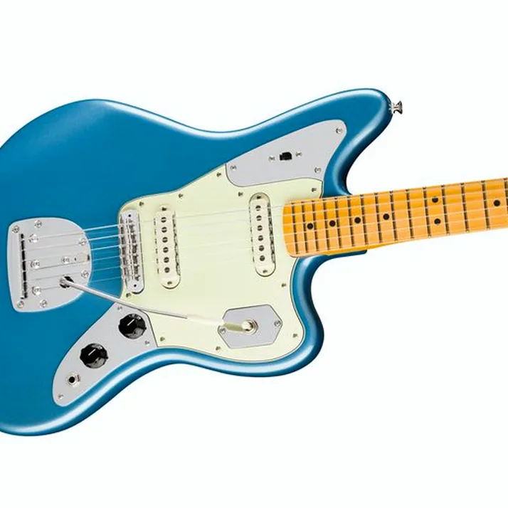 Fender Am Pro Clsc Jaguar MN FLPB