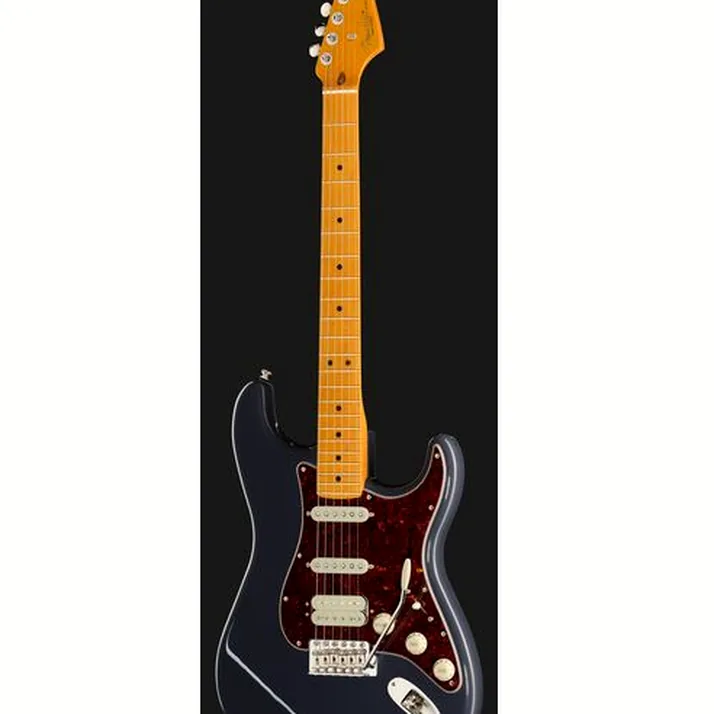 Fender Am Pro Clsc Strat HSS MN FBLK