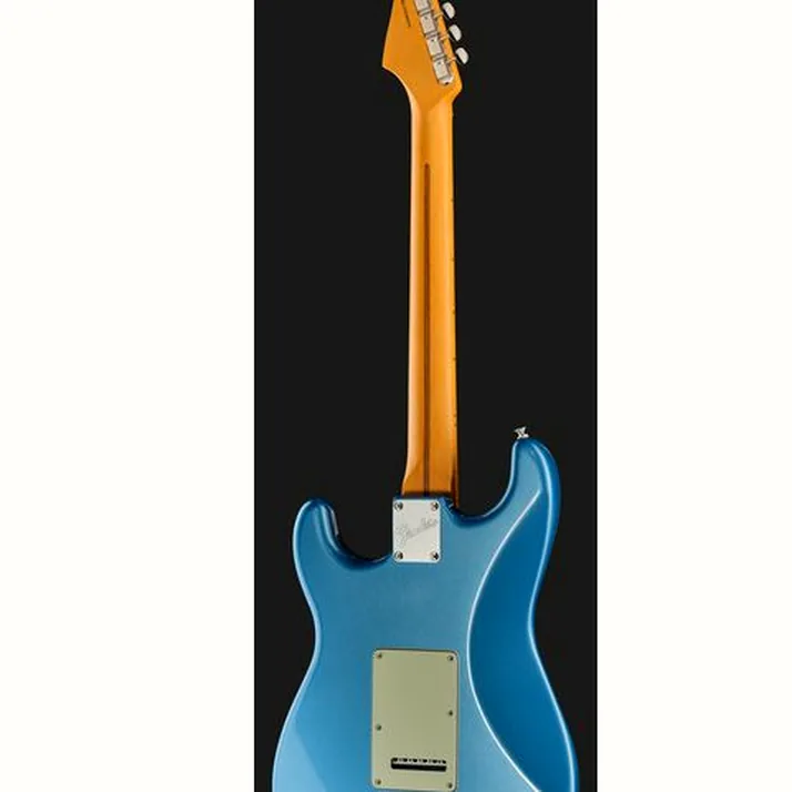 Fender Am Pro Clsc Strat MN FLPB