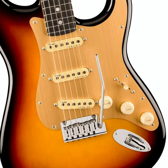 Fender Am Ultra II Strat EB UBST