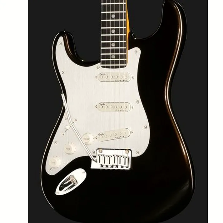 Fender Am Ultra II Strat LH EB TXT