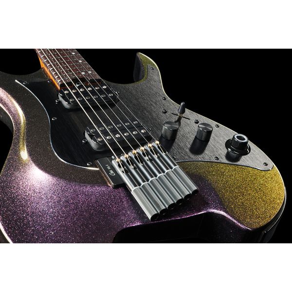Mooer GTRS Guitars Wing 900 API