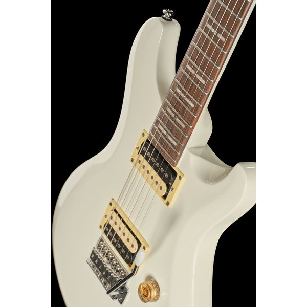 Larry Carlton Q3 Antique