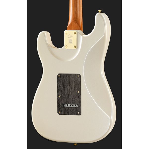 Mooer GTRS Guitars Standard 900 W PW